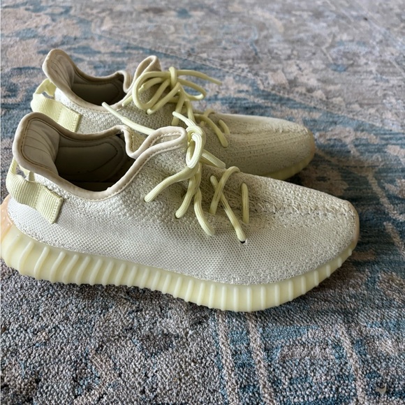 Cream - Picture 4 of 5